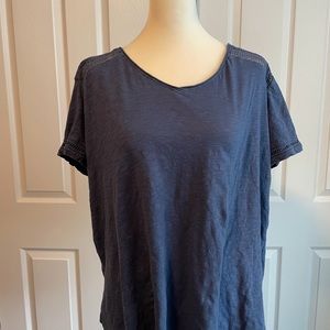 Eddie Bauer tee size xxl